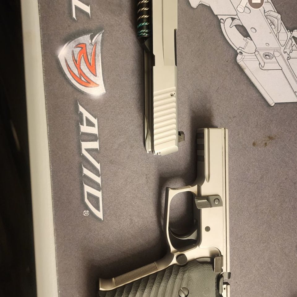 Image 5 - SIG P220 Elite stainless 