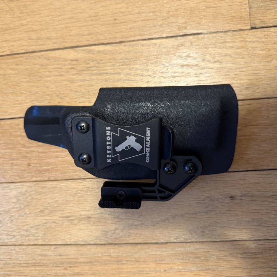 Image 5 - WTS P365 XL w/ extras $750 OBO