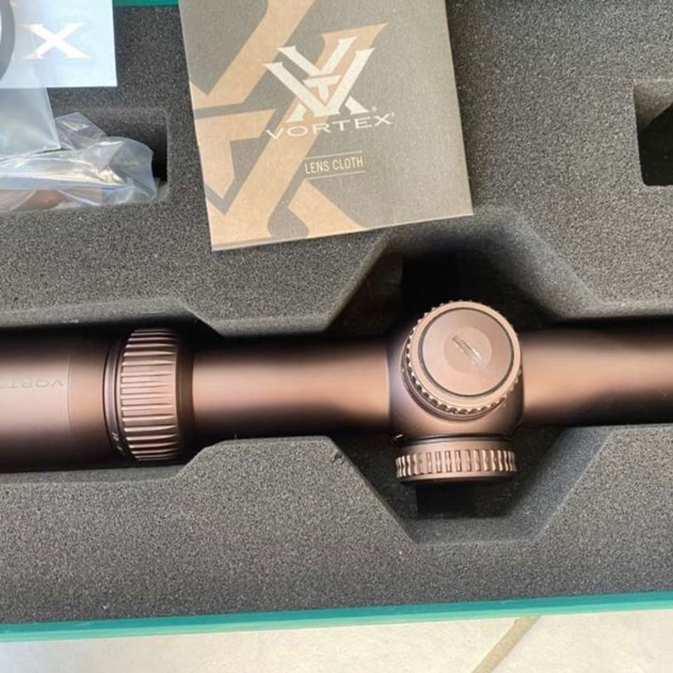 Image 3 - Vortex Razor Gen 3 1-10x MRAD