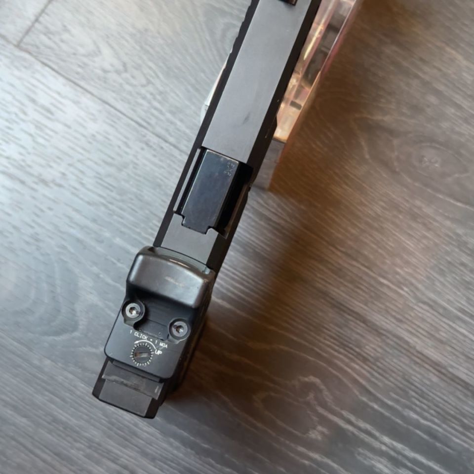 Image 3 - Glock 17 gen3 Zev slide RMR