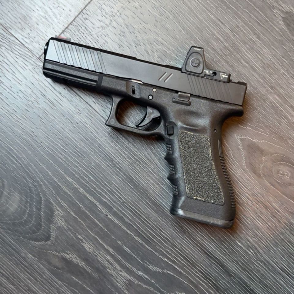 Image 2 - Glock 17 gen3 Zev slide RMR