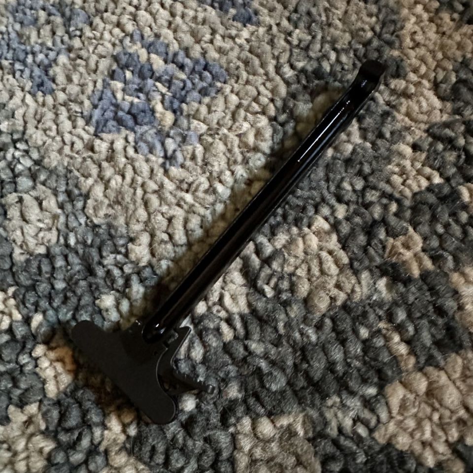 Image 2 - KAC Charging Handle 