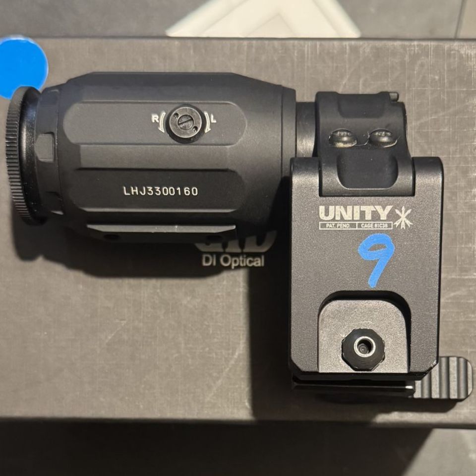 Image 2 - DI Optical 3X magnifier Unity 
