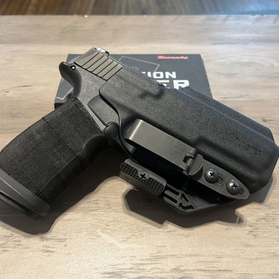 Image 1 - P365 X macro IWB holster
