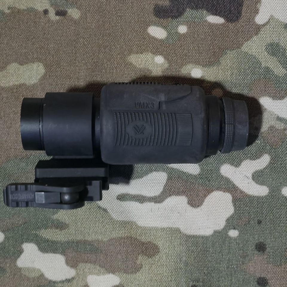 Image 2 - Vortex VMX3 3x magnifier 