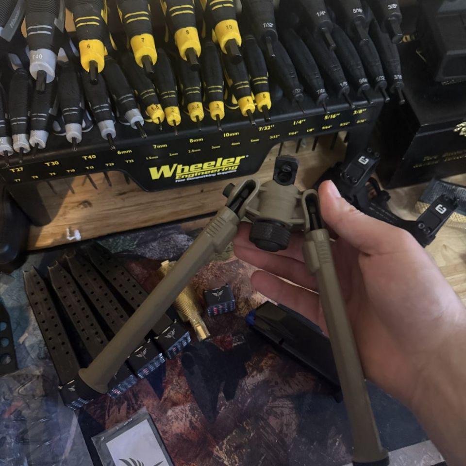 Image 4 - c1 badger, Walther, bipod more