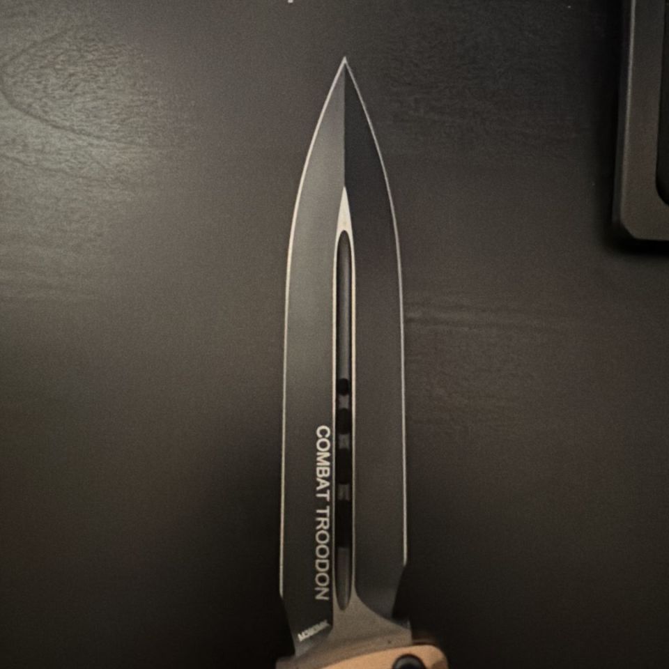 Image 4 - Microtech Combat Troodon LT