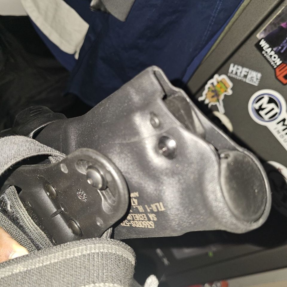 Image 2 - Safariland LH echelon lvl 2