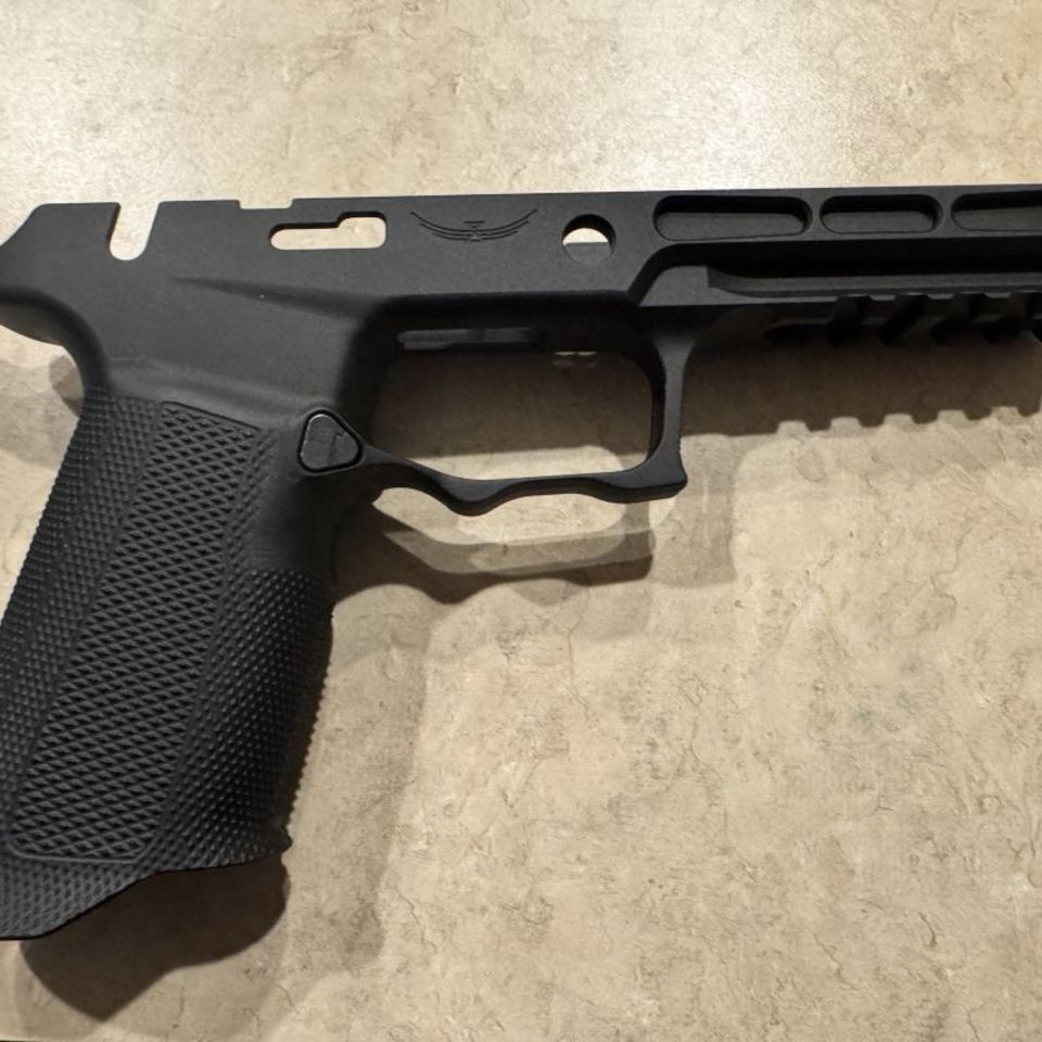 Image 2 - Icarus A.C.E. 320 SOCOM Full