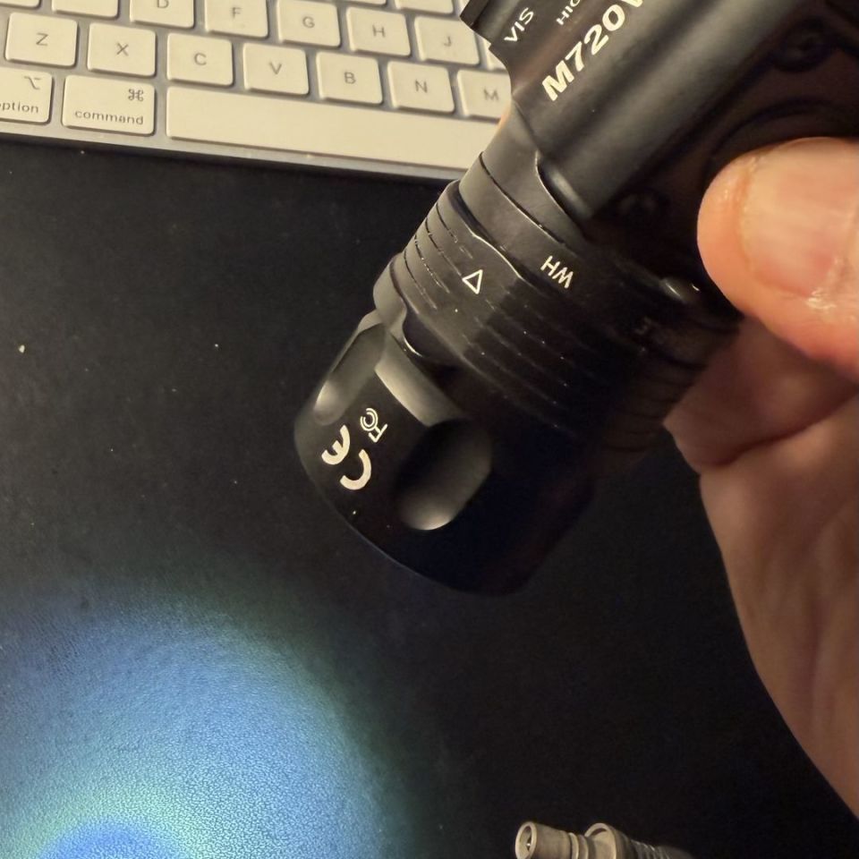 Image 7 - Surefire M720v