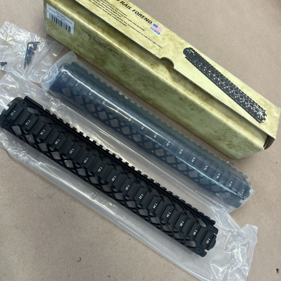 Image 3 - Rifle Length A2 Quad Rail