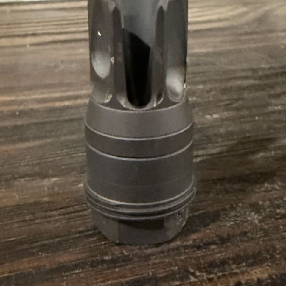 Image 2 - Sig 5.56 QD Flash Hider  