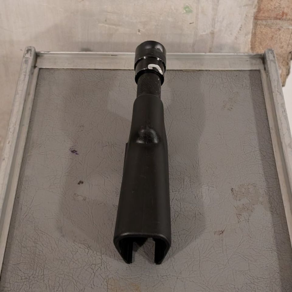 Image 3 - HK MP5 / AP5 Surefire Handguard 628