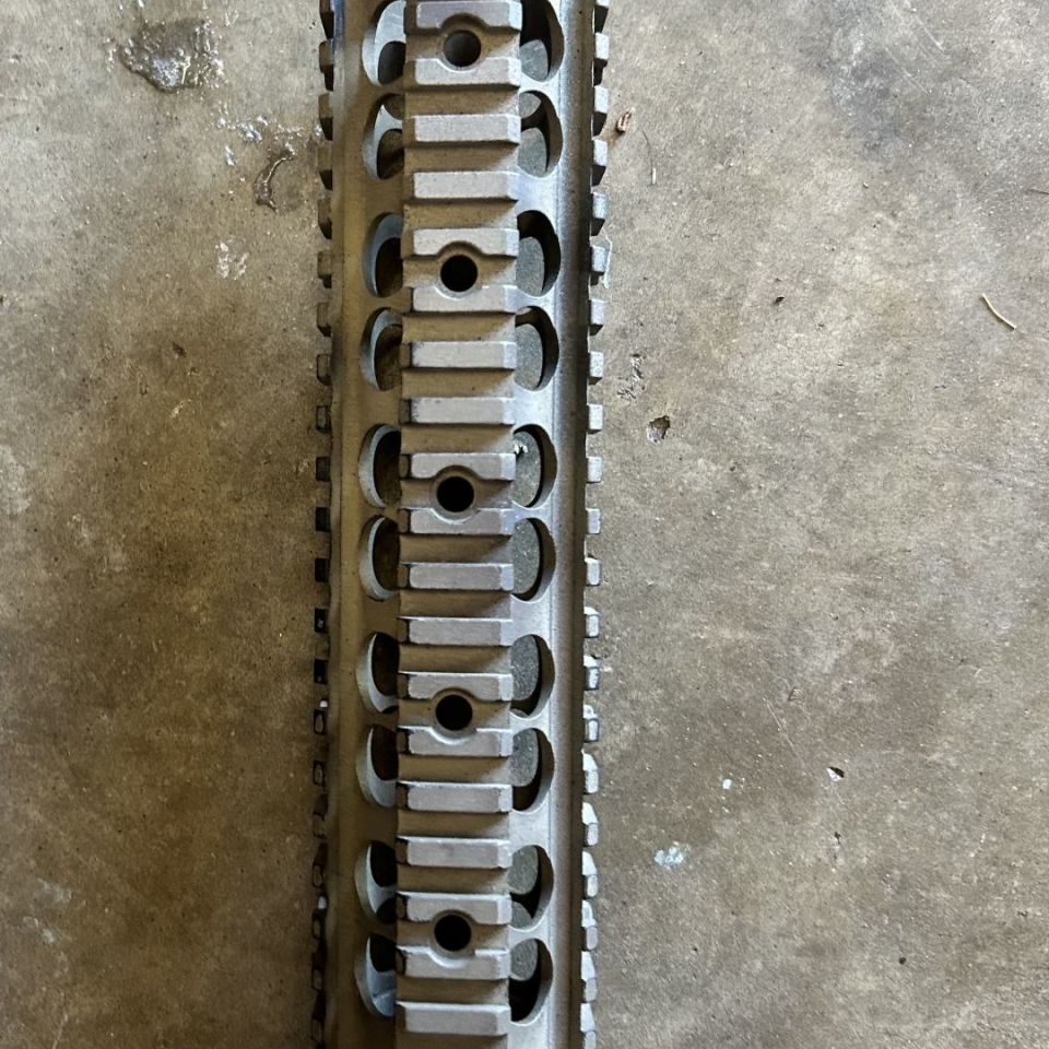 Image 2 - KAC Medium FF RAS