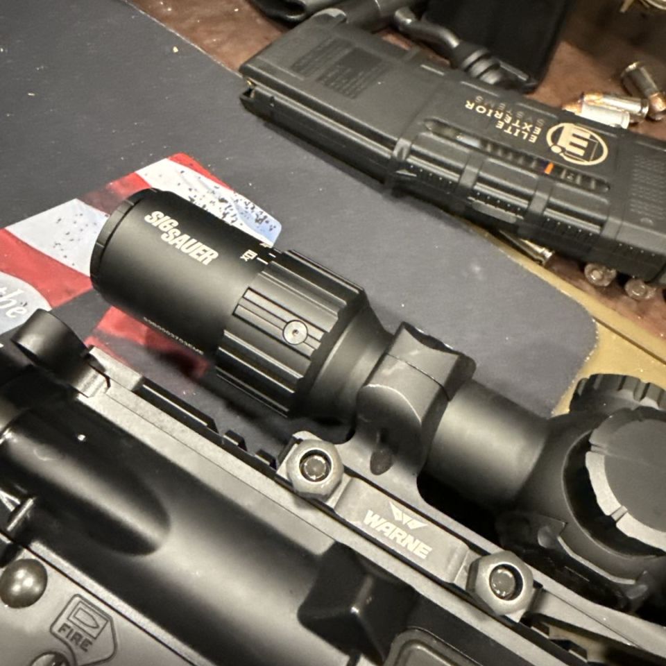 Image 3 - Springfield Saint ar-10