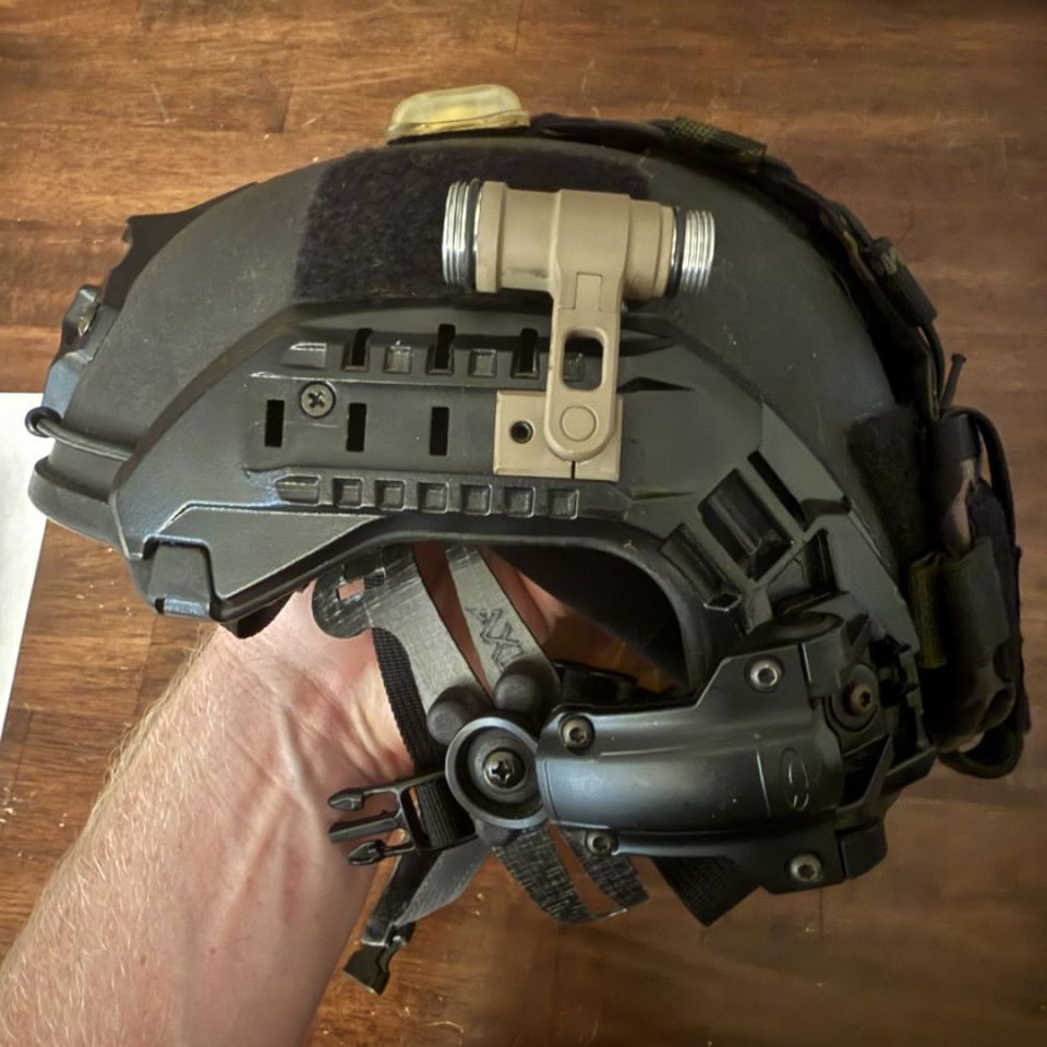 Image 2 - Avon N49 Ballistic Helmet