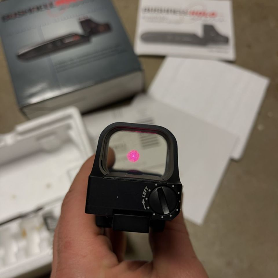 Image 3 - Bushnell Holosight (OG Eotech)