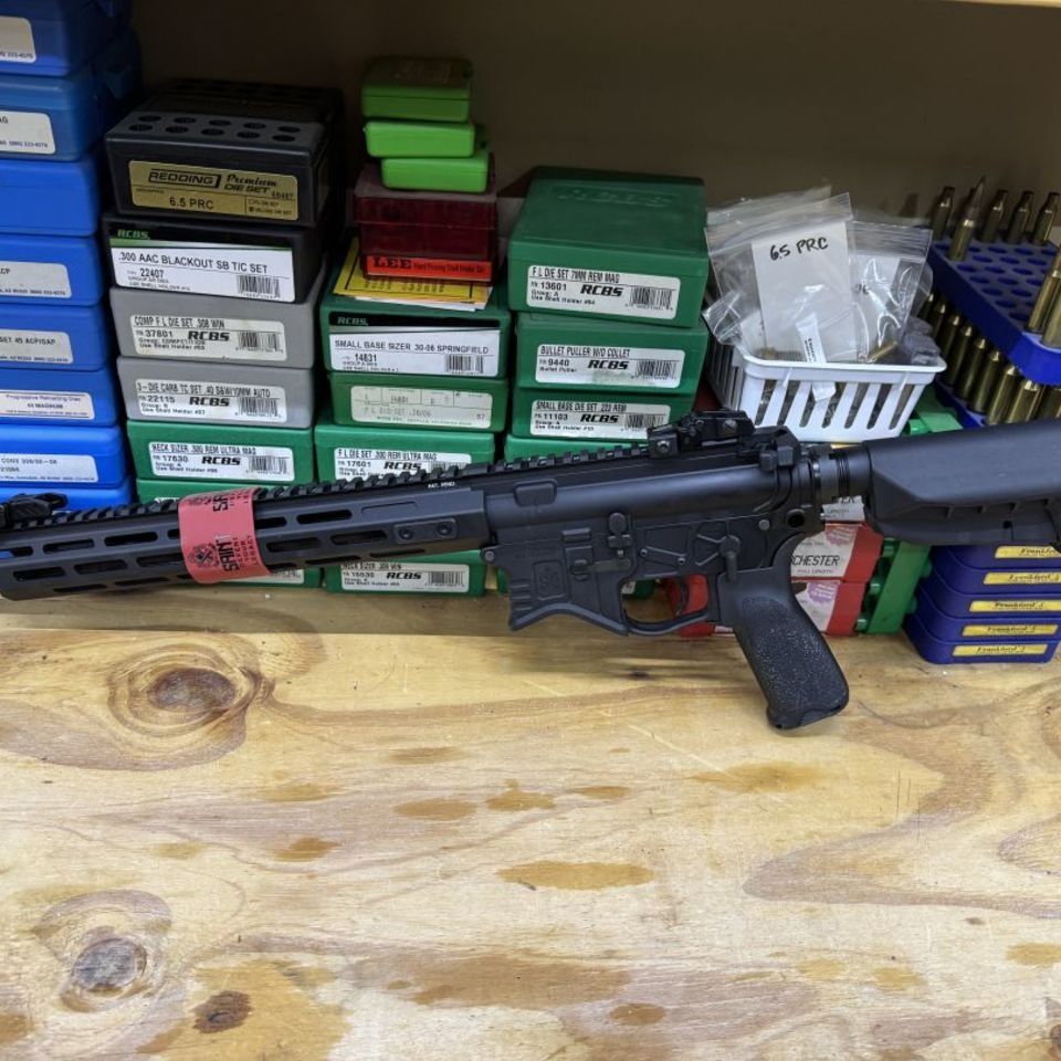 Image 3 - Springfield Saint Edge