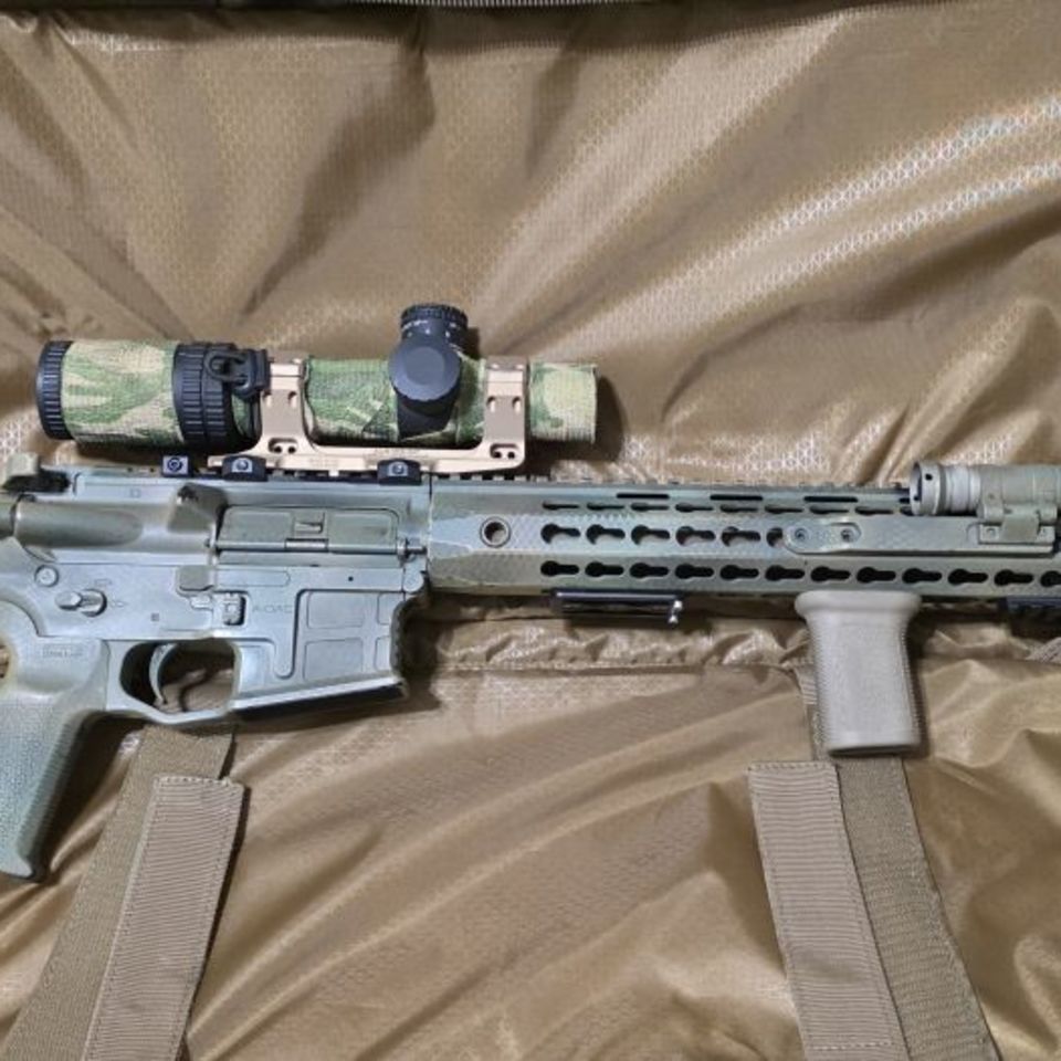 Image 2 - Sr-15 (knights) / radian build