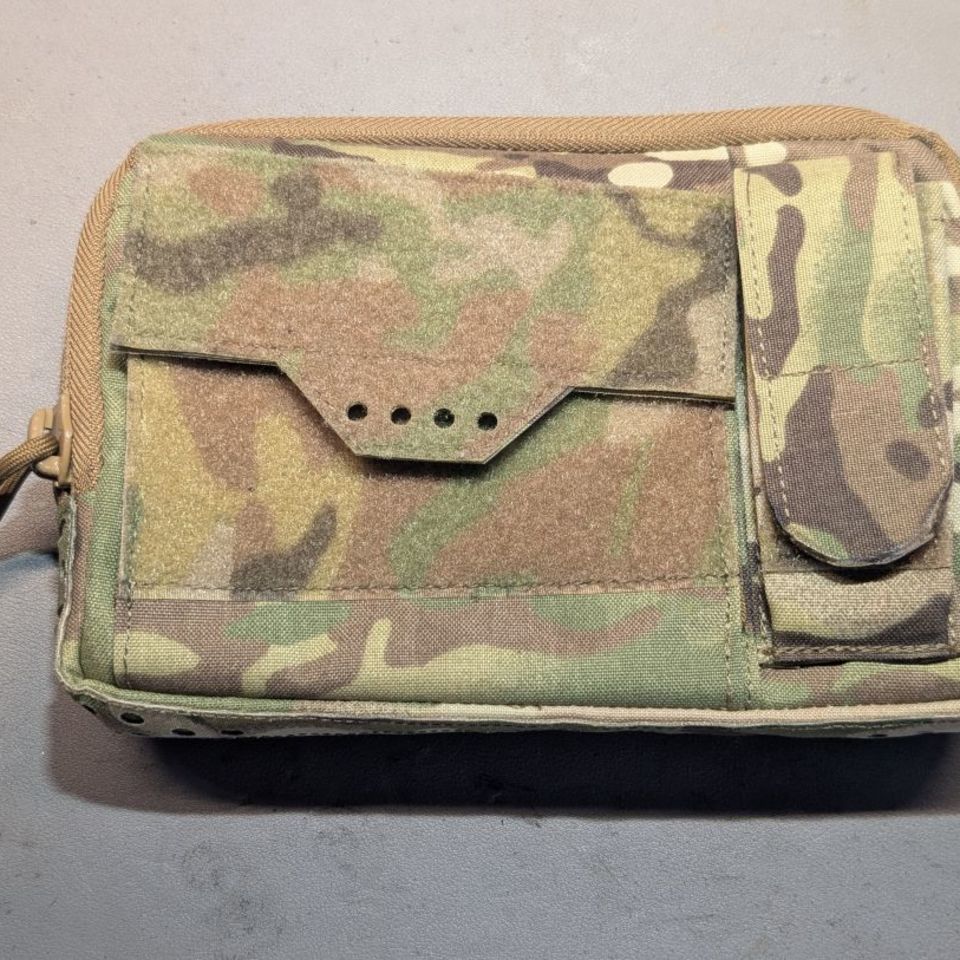Image 1 - EXCHANGE SPECIAL ADMIN POUCH 