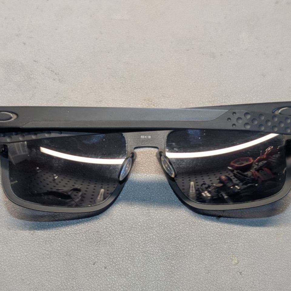 Image 2 - OAKLEY HOLBROOK METAL