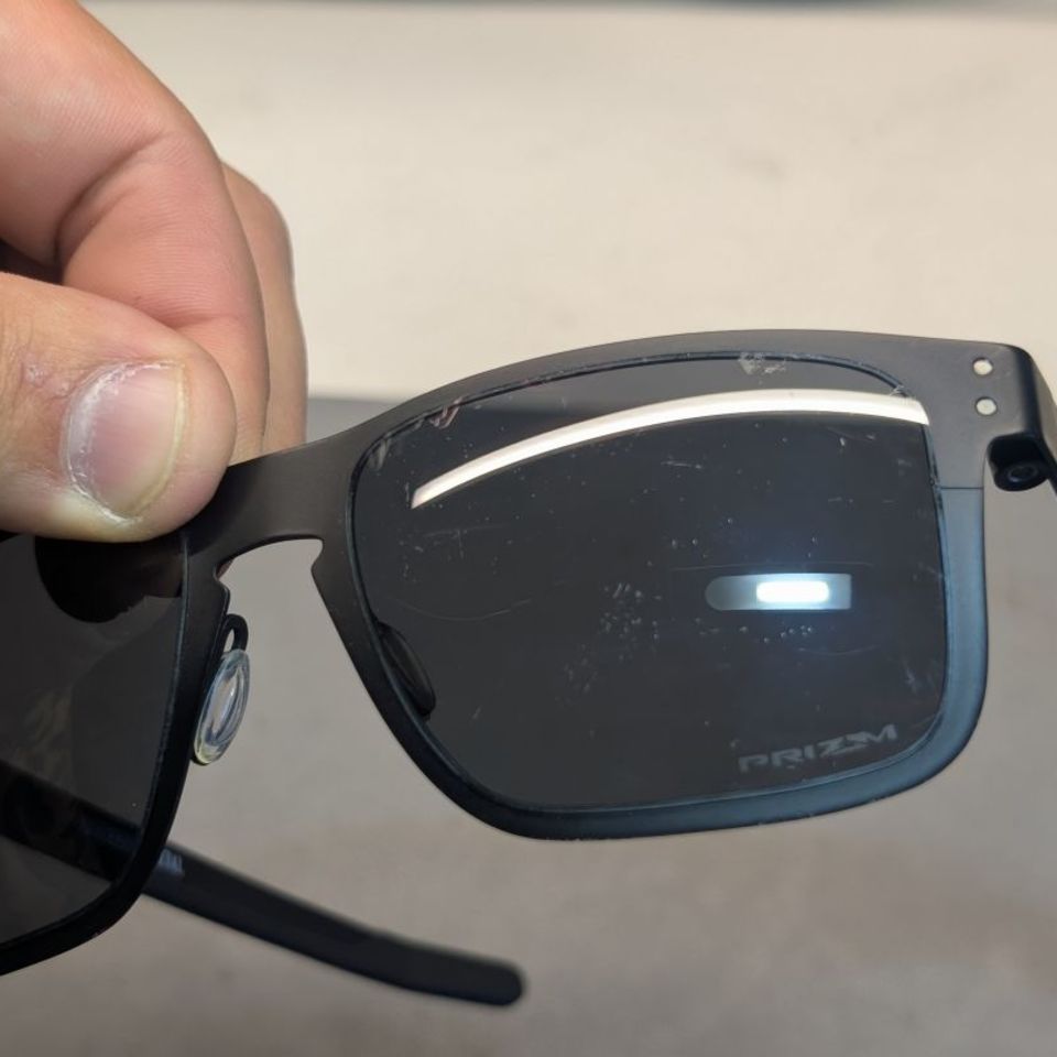 Image 4 - OAKLEY HOLBROOK METAL