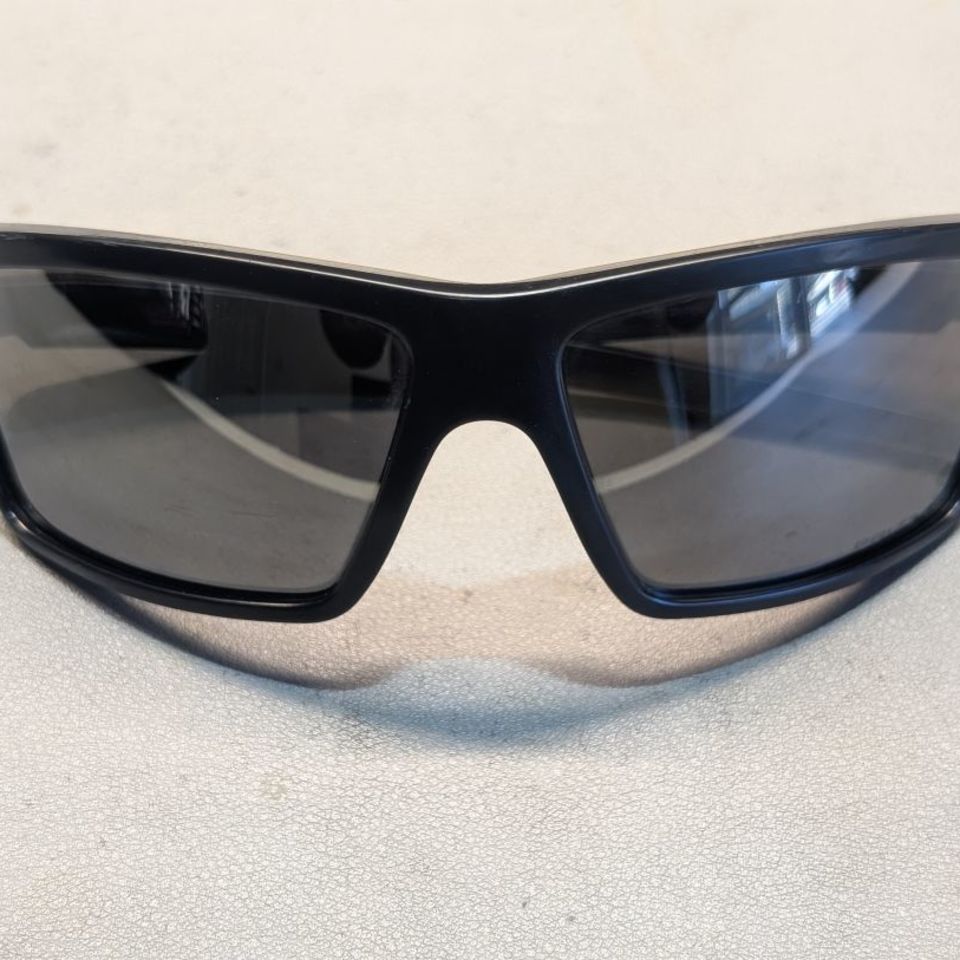 Image 1 - OAKLEY CABLES