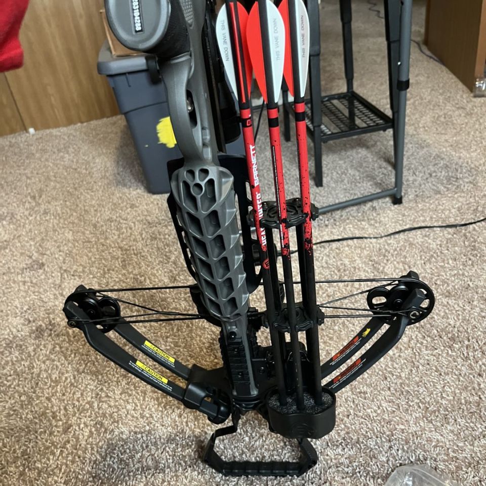 Image 3 - Barnett XP 390 crossbow