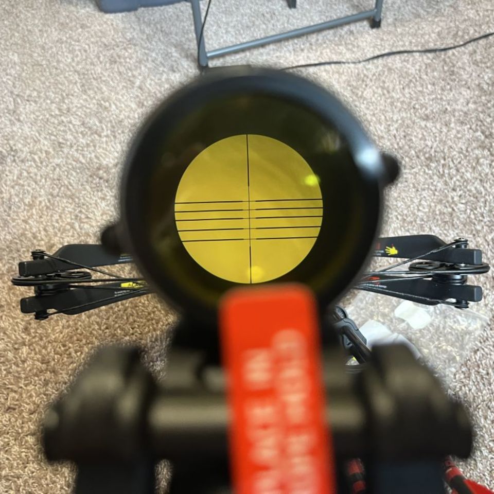 Image 2 - Barnett XP 390 crossbow