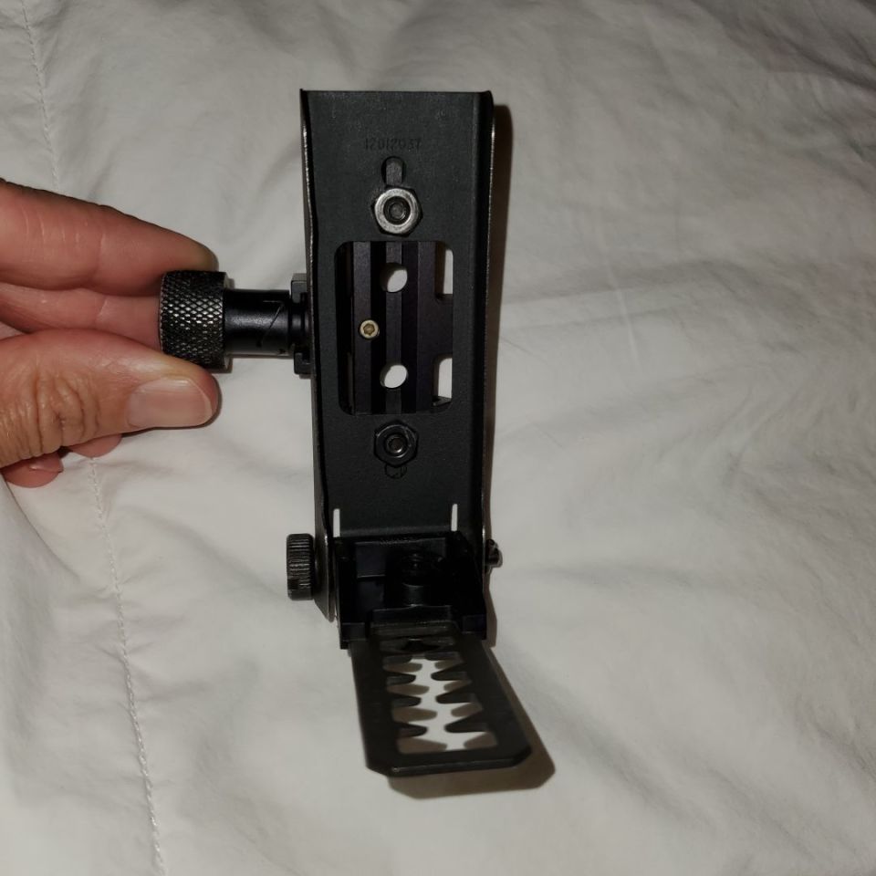 Image 2 - M203 leaf sight/Pic rail