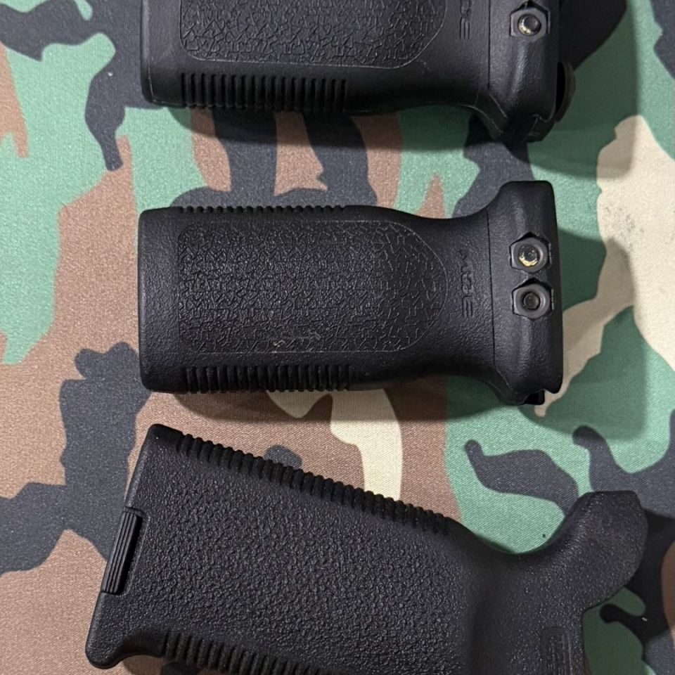 Image 1 - Magpul/Troy Grips & TQ holder