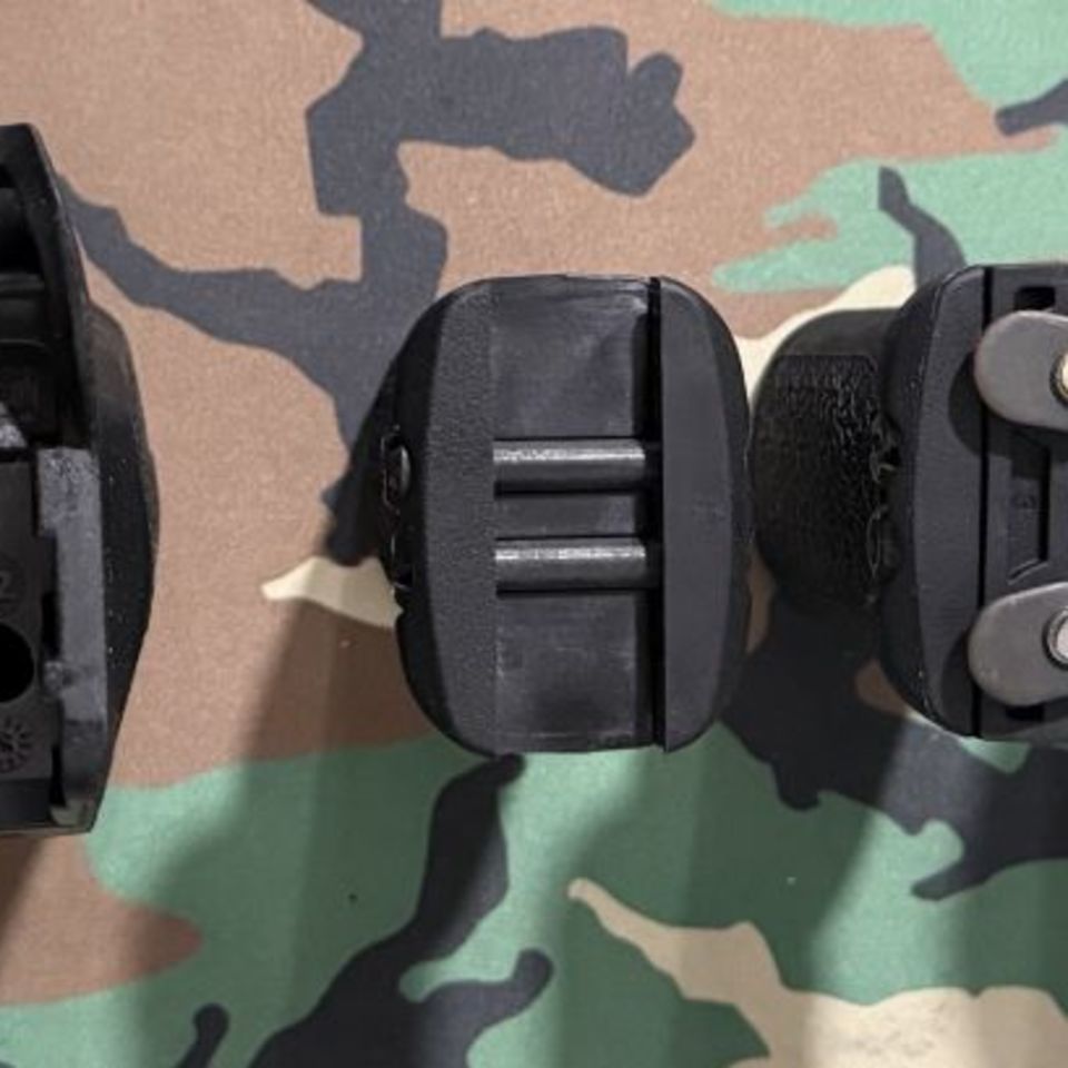 Image 3 - Magpul/Troy Grips & TQ holder