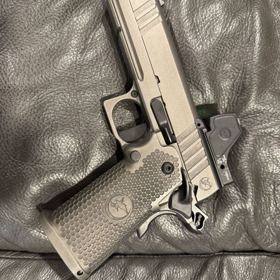 Image 2 - Nighthawk TRS Commander