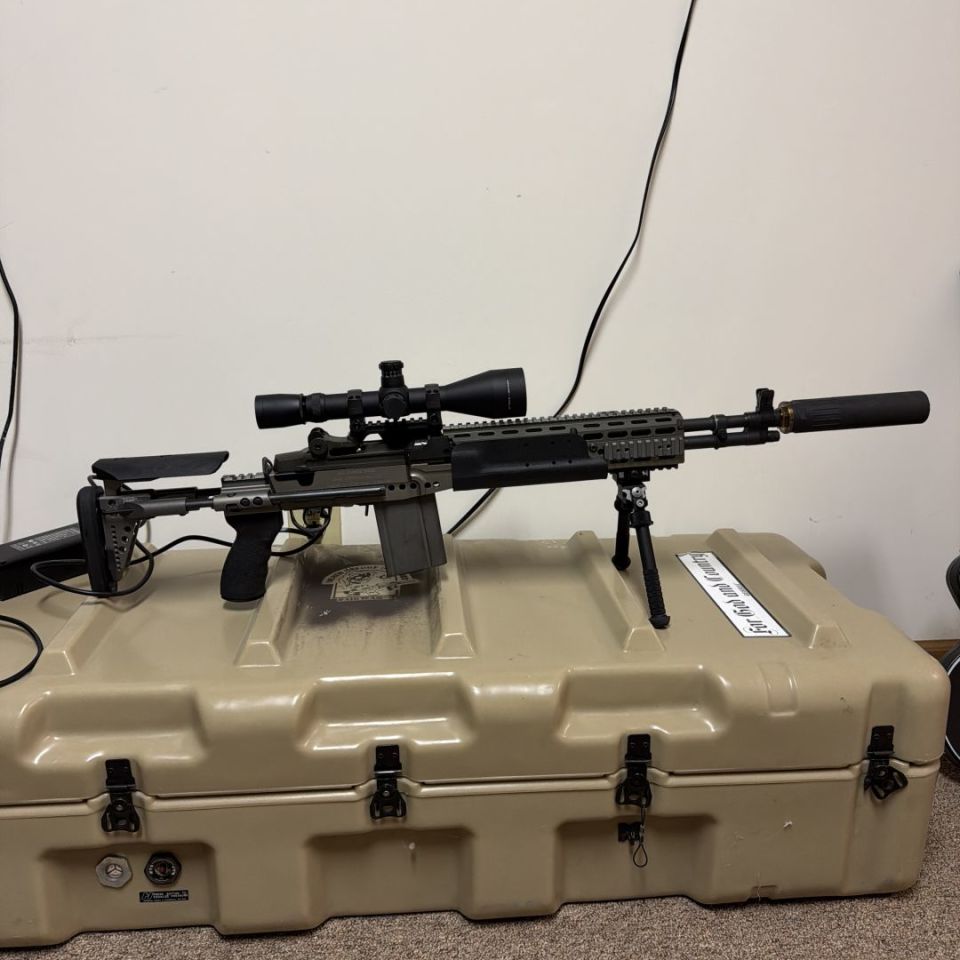 Image 1 - Soon 16 in EBR chassis