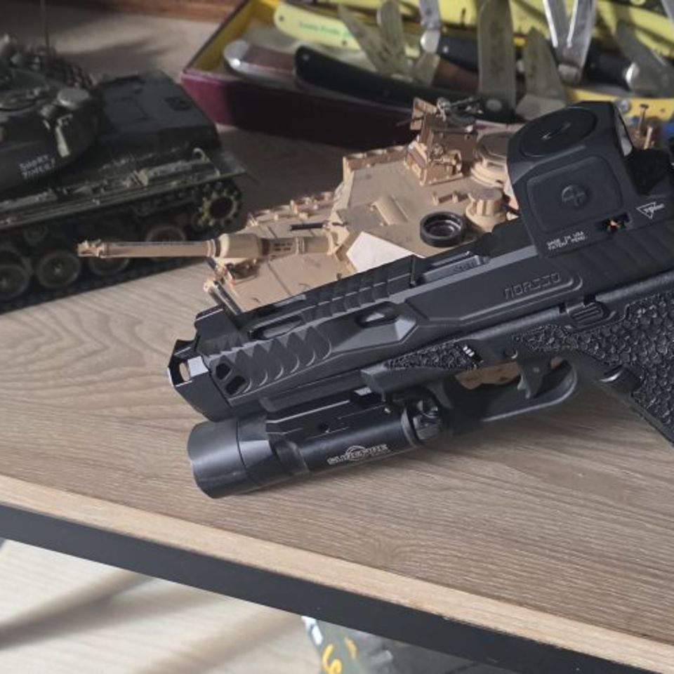 Image 3 - Glock 47 + RCR ++