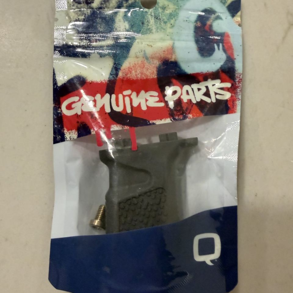 Image 1 - Various Q parts