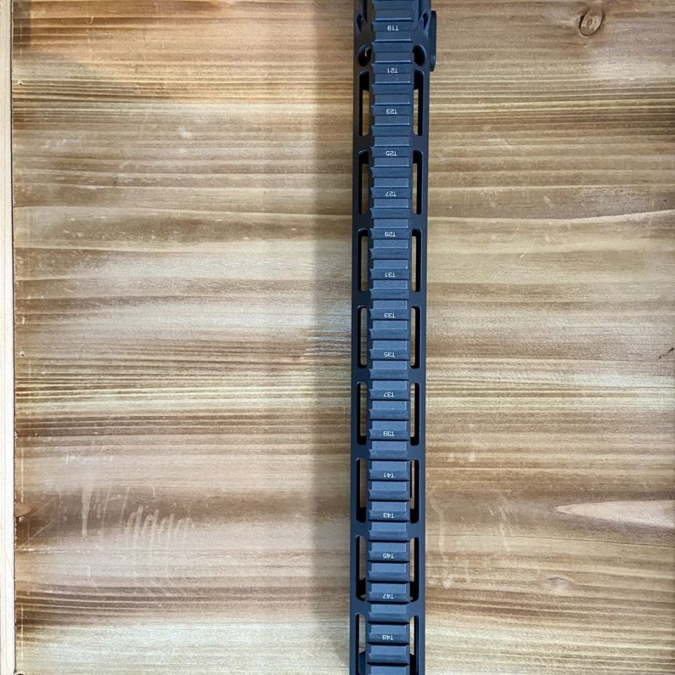 Image 3 - DD V7 16" Barrel and Handguard