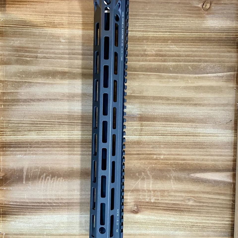 Image 2 - DD V7 16" Barrel and Handguard
