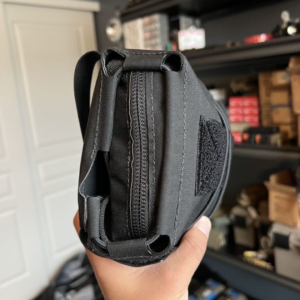 Image 4 - New Ronin med pouch