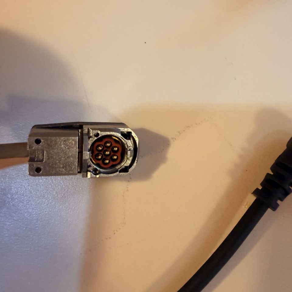 Image 2 - ECOTI Y Splitter cable BNVD