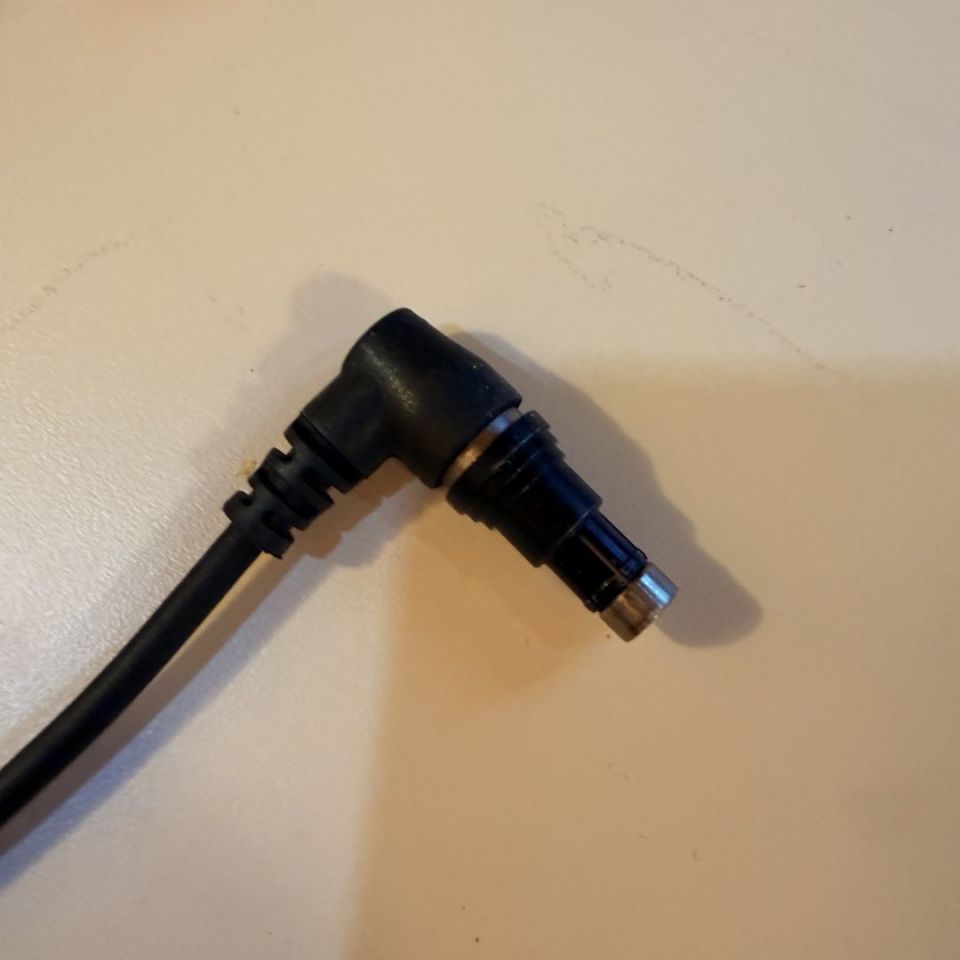 Image 3 - ECOTI Y Splitter cable BNVD