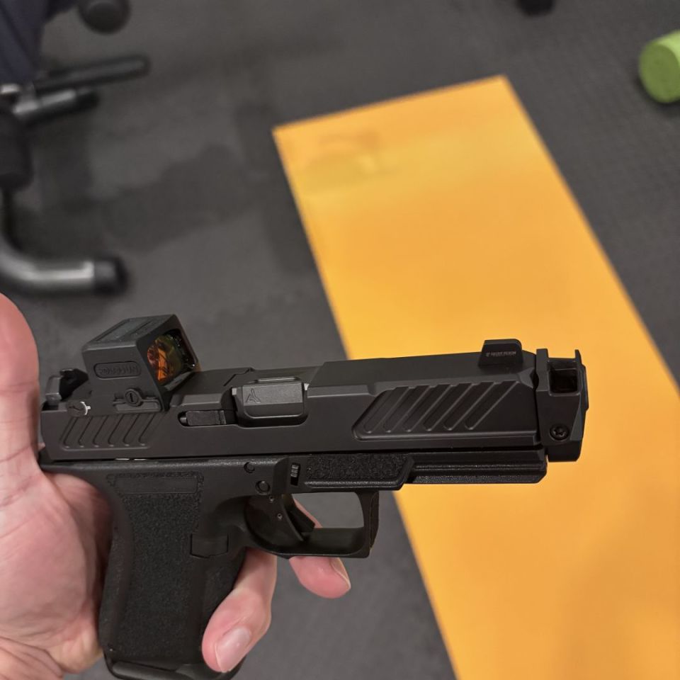 Image 2 - Shadow Systems MR920 + Radian