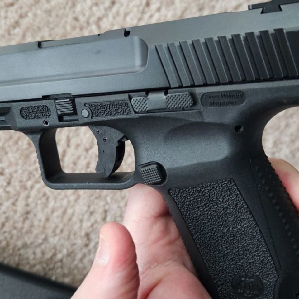 Image 5 - CANIK TP9SF w/ mags