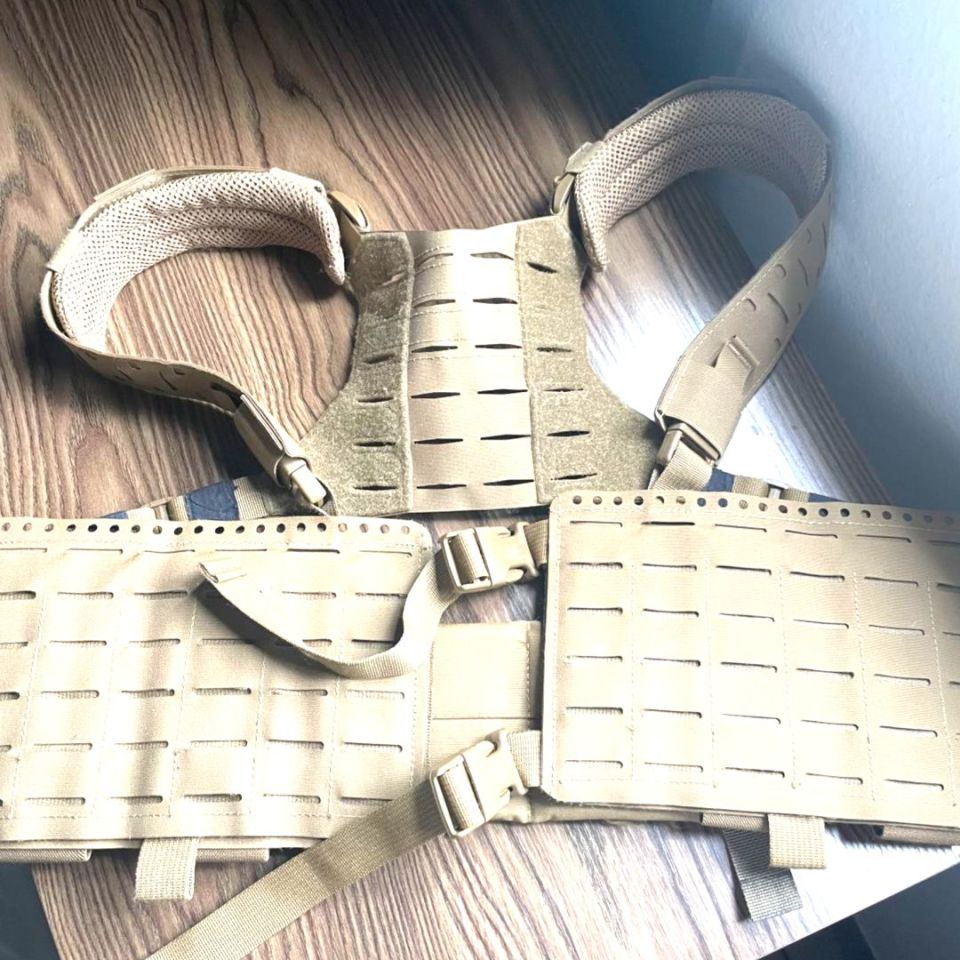 Image 1 - ANYONE KNOW WHAT BRAND THIS IS