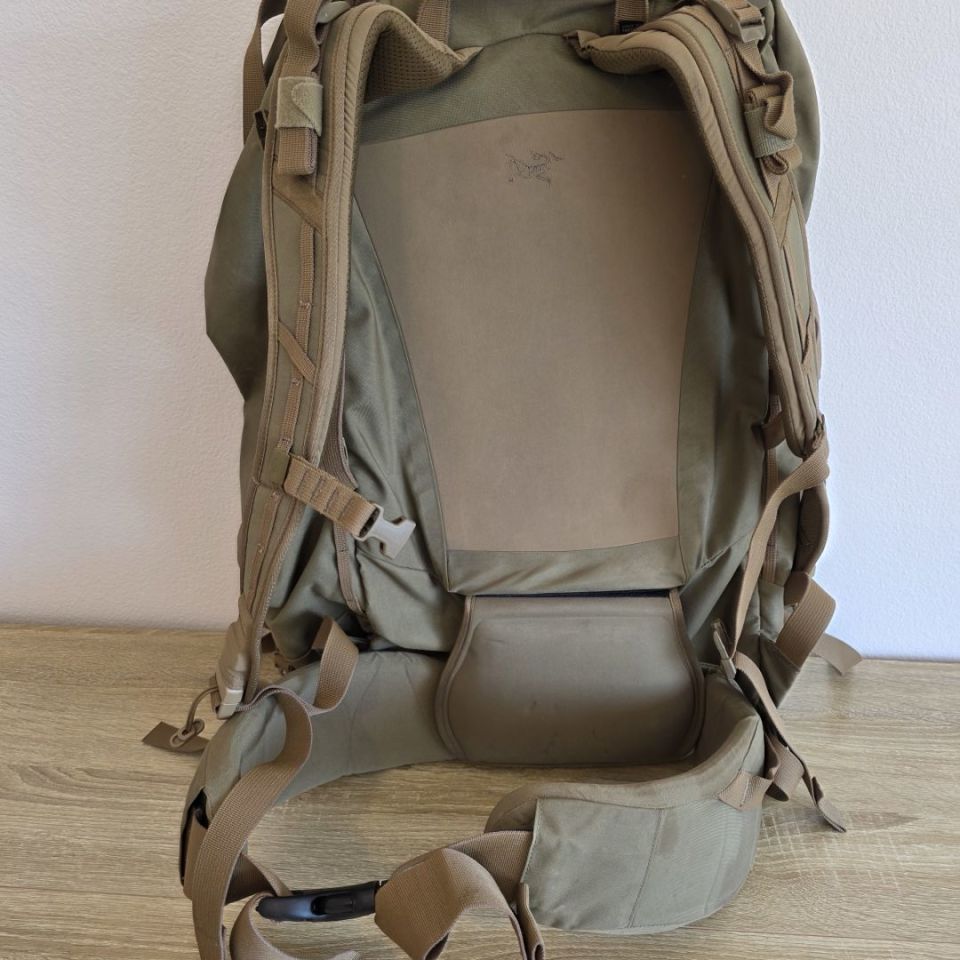 Image 2 - Arc'teryx LEAF Khyber 80