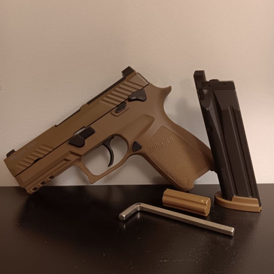 Image 1 - Airsoft m18