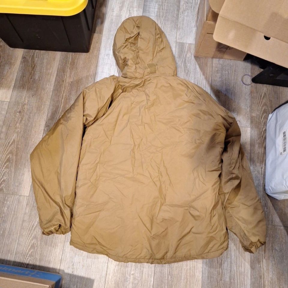 Image 3 - USMC extreme cold weather top