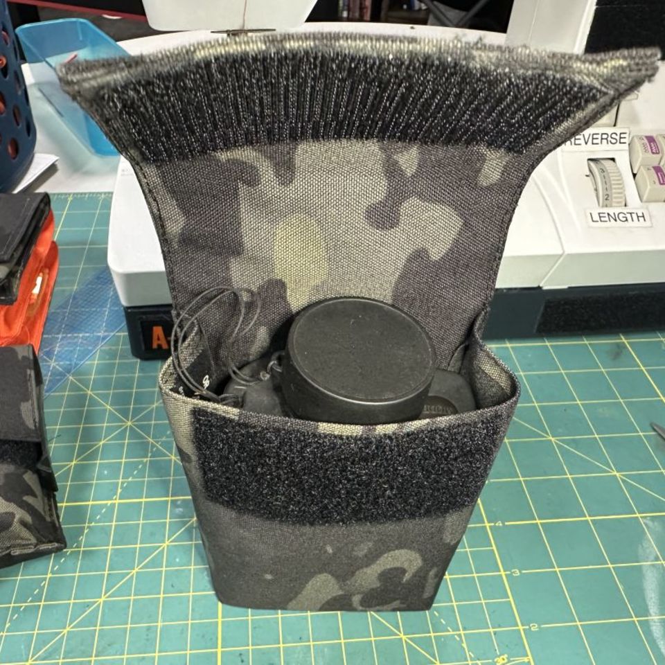 Image 5 - Bushnell Range Finder Pouch
