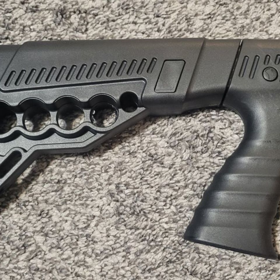 Image 2 - Dickinson XX3 Adjustable Stock