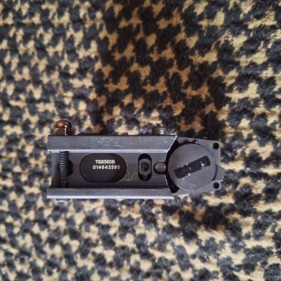 Image 5 - Truglo Red/Green Dot sight